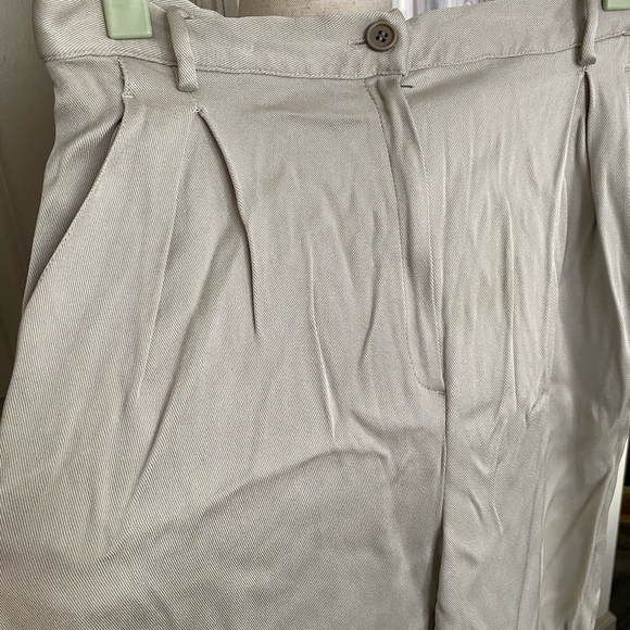 Valentino Cream Trousers - Picture 3 of 8